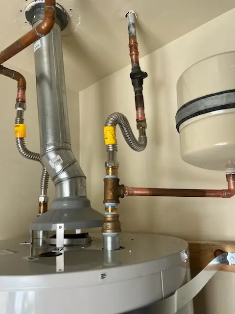 Water heater installation and plumbing repair in Bright Oaks